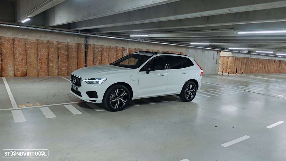 Volvo XC 60 2.0 T8 PHEV R-Design AWD - 37