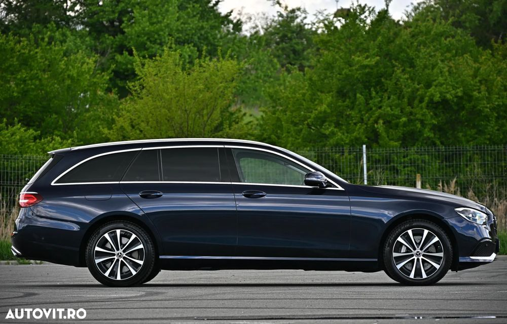 Mercedes-Benz E 300 Hybrid de T-Modell 4MATIC Aut. - 7