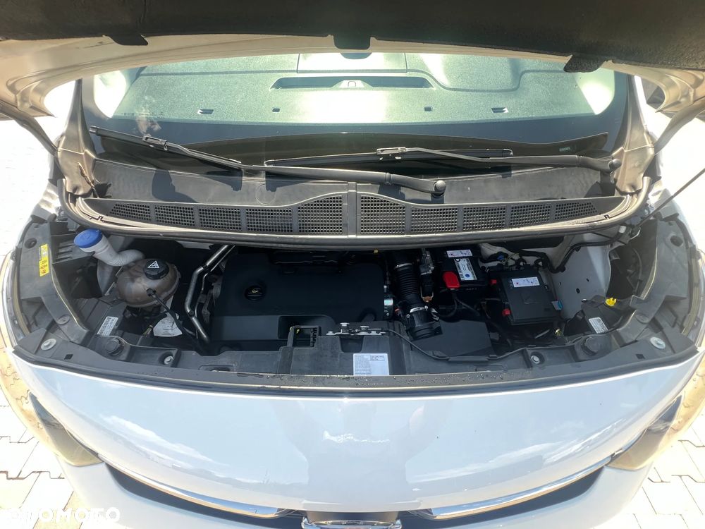 Opel Vivaro - 31