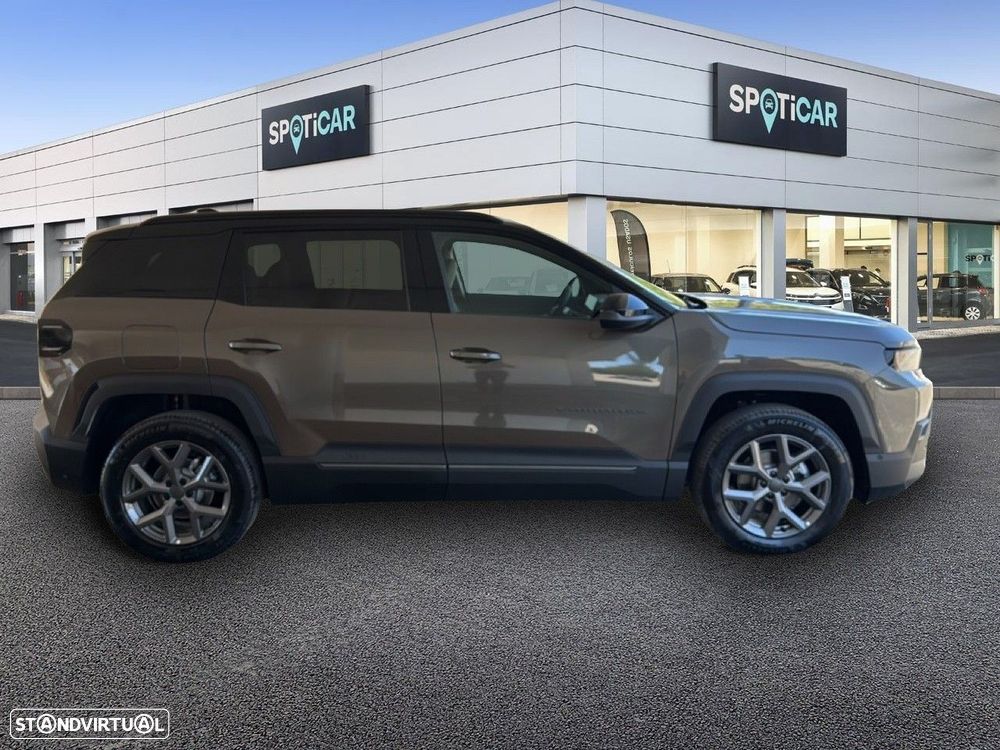 Jeep Compass - 4