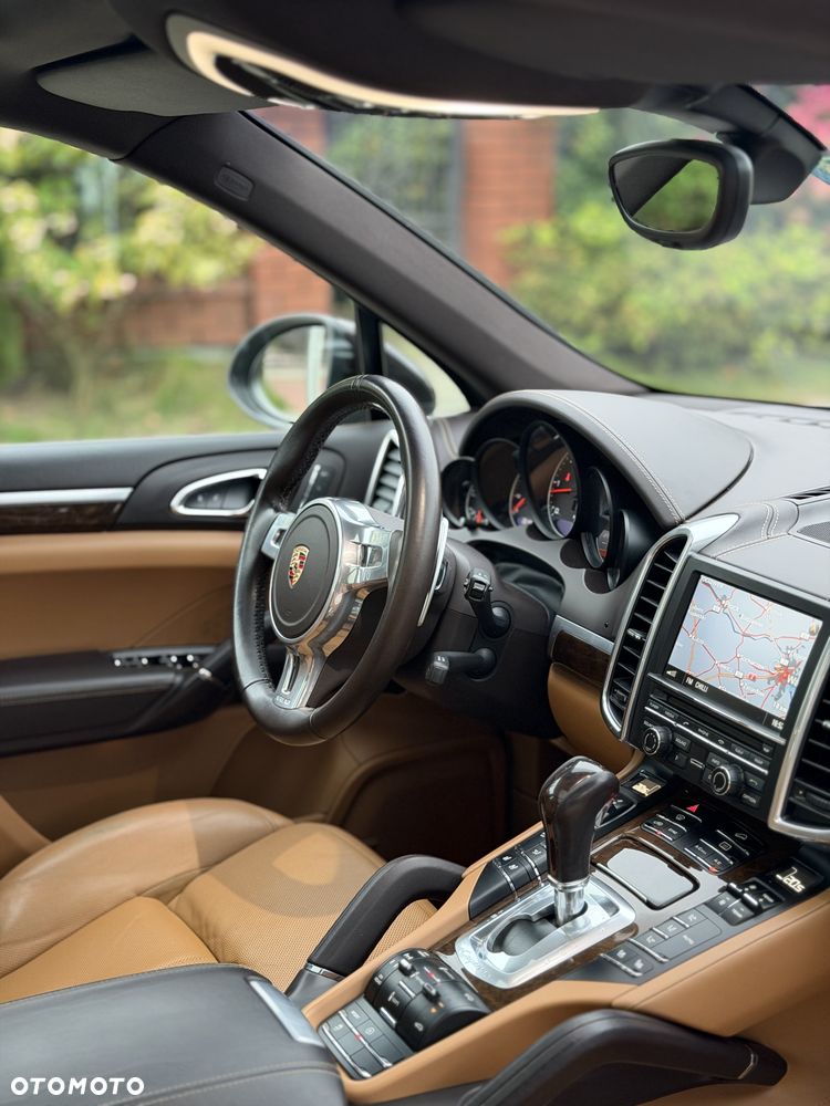 Porsche Cayenne Diesel Platinum Edition - 20