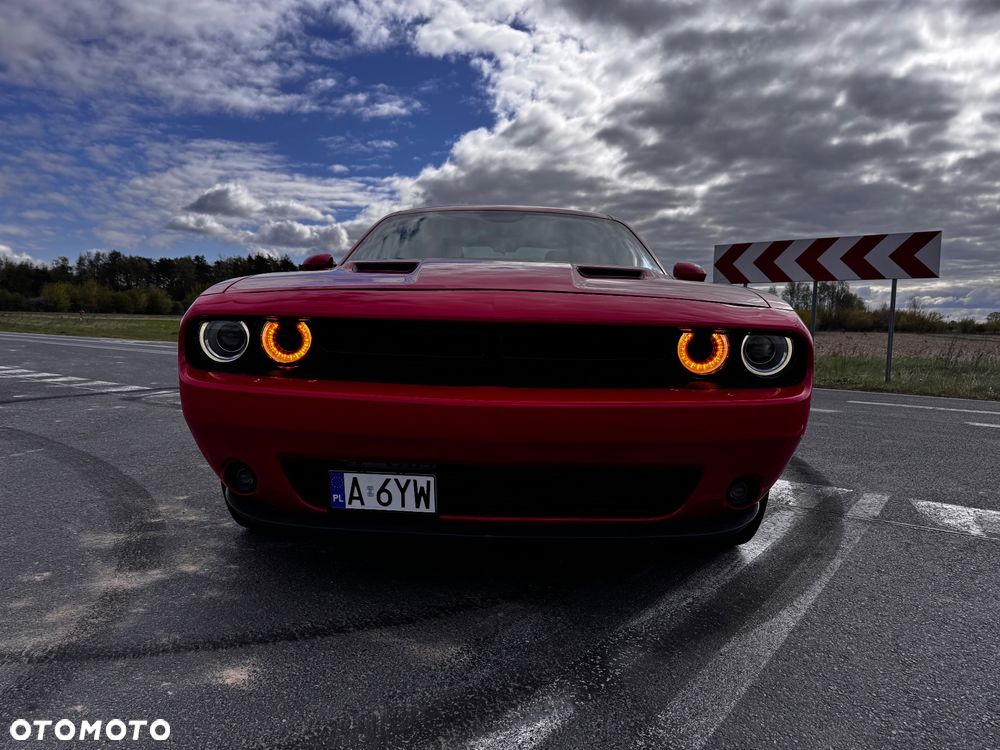 Dodge Challenger - 5