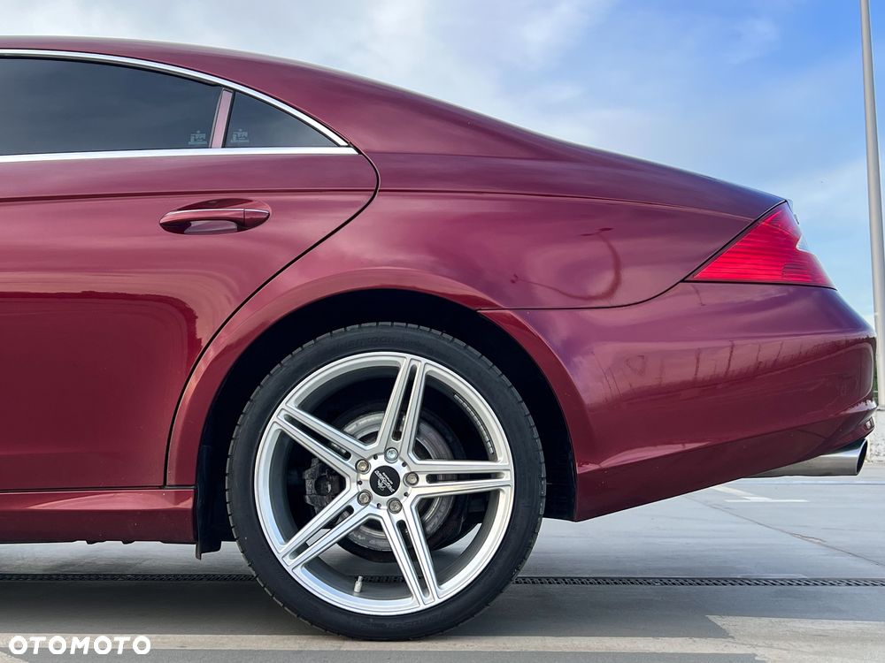 Mercedes-Benz CLS - 6