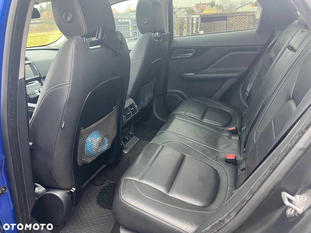 Jaguar F-Pace 2.0 i4D AWD R-Sport - 9