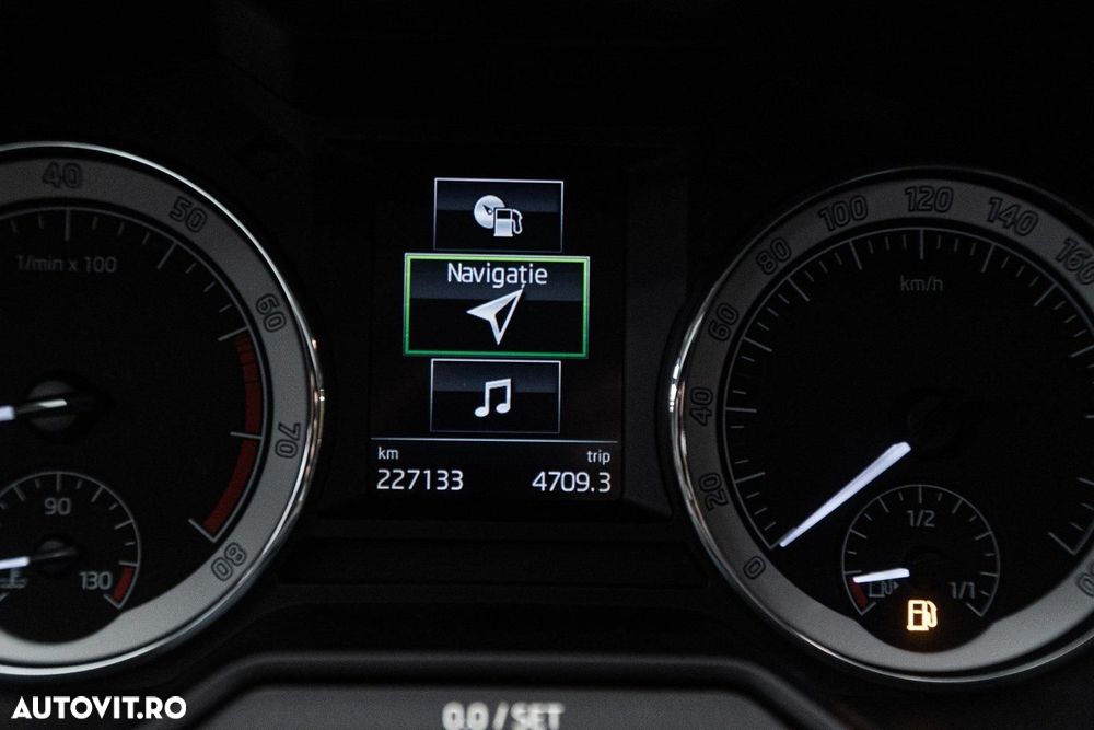 Skoda Octavia Combi 1.0 TSI DSG Style - 36