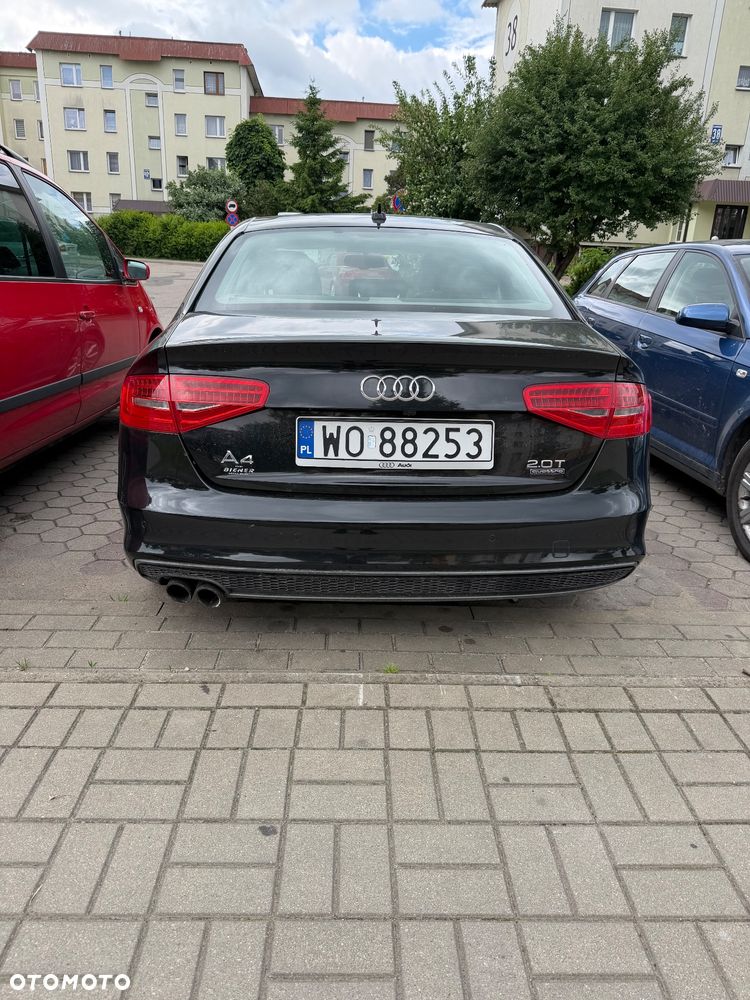 Audi A4 Limousine - 6