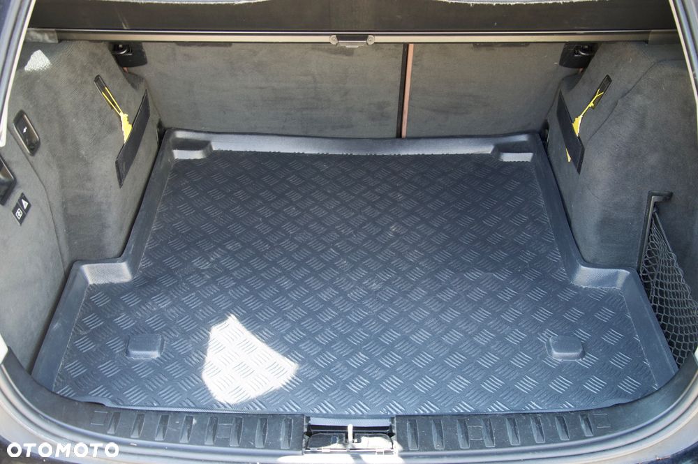 BMW Seria 3 - 22