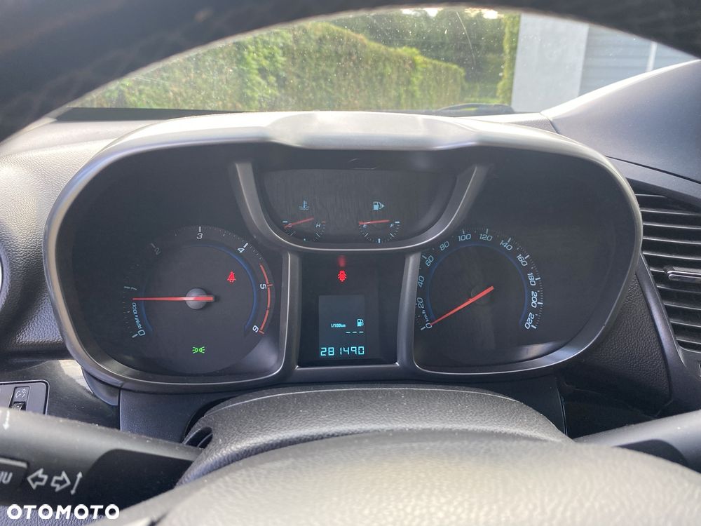 Chevrolet Orlando - 6