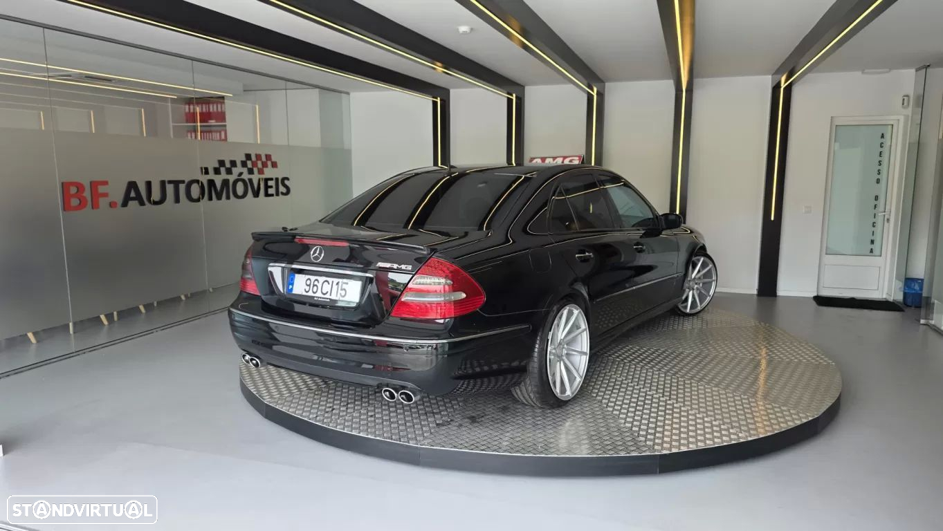 Mercedes-Benz E 220 CDi Avantgarde - 4