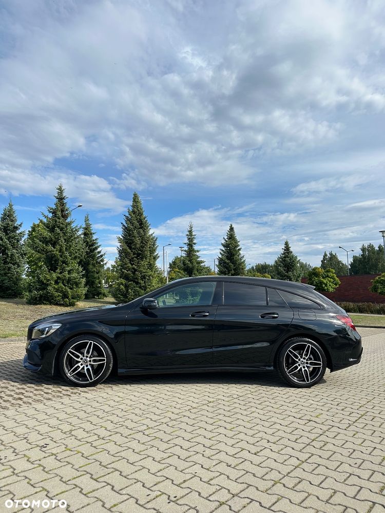 Mercedes-Benz CLA Shooting Brake 180 7G-DCT AMG Line - 5