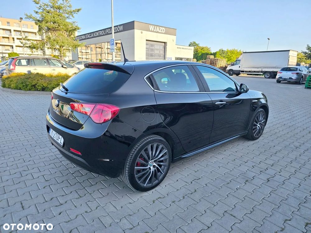 Alfa Romeo Giulietta - 14