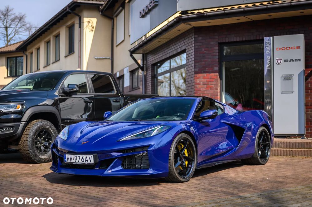 Chevrolet Corvette - 2