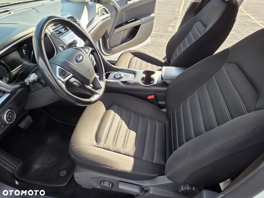 Ford Mondeo - 13