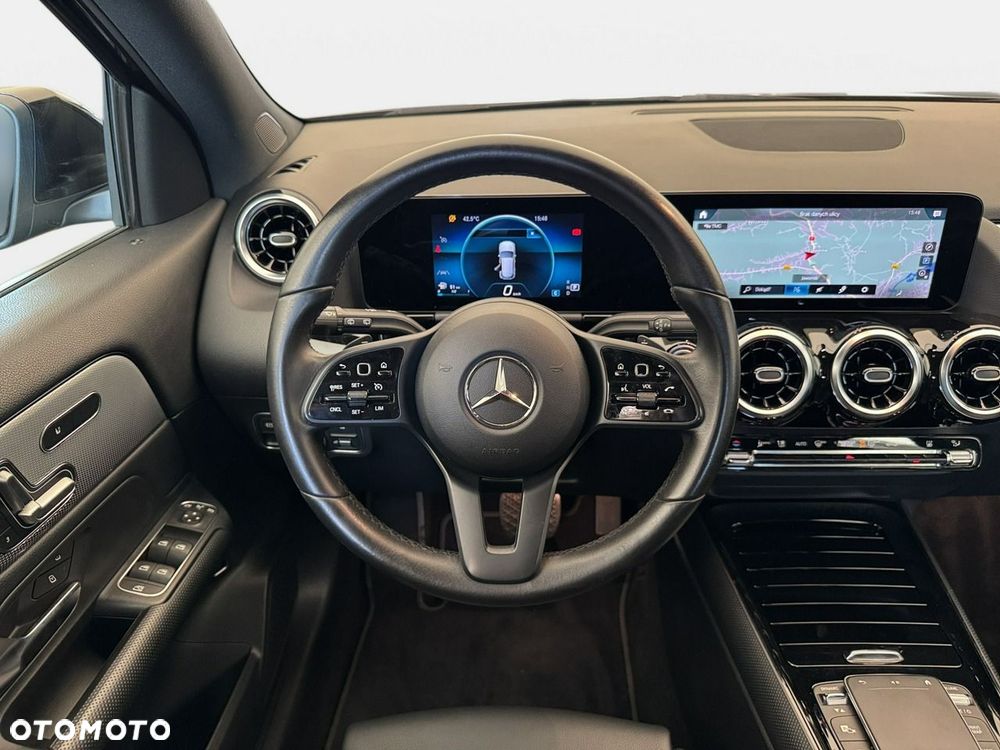 Mercedes-Benz GLA - 19