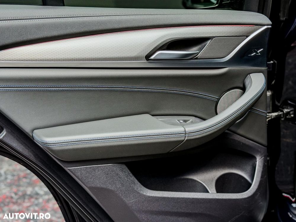 BMW X4 - 26