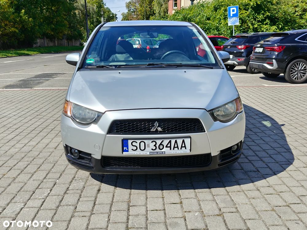 Toyota Yaris 1.0 VVT-i - 9