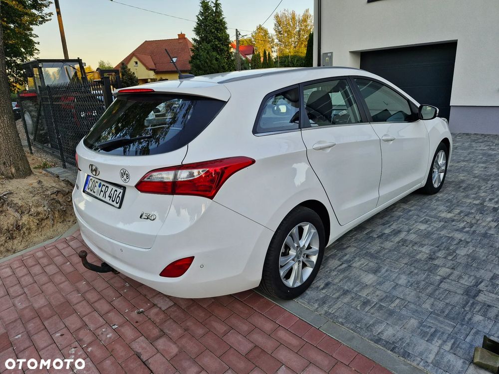 Hyundai i30 blue 1.6 CRDi YES Silver - 5