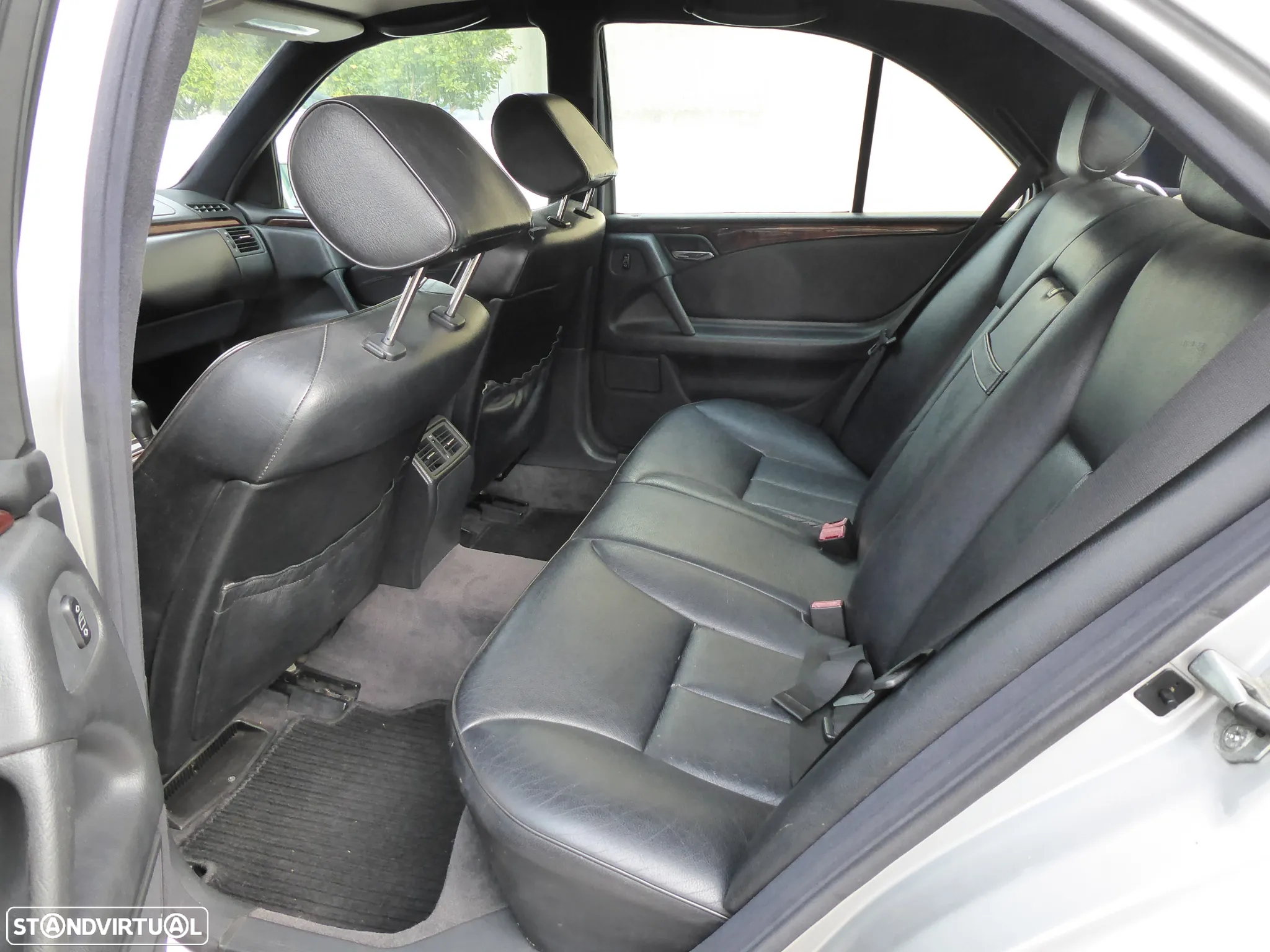 Mercedes-Benz E 300 - 3