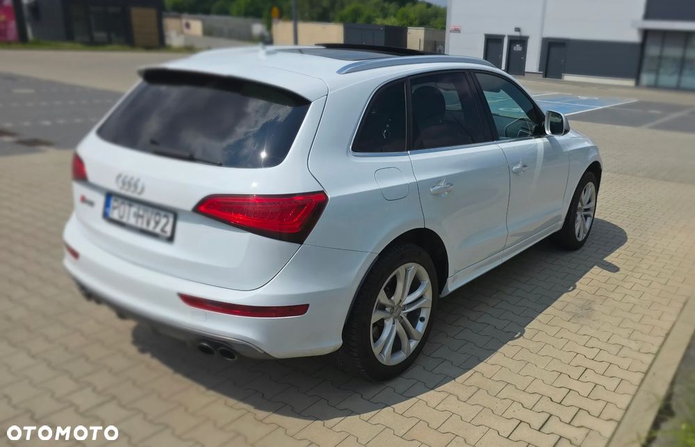 Audi SQ5 - 5