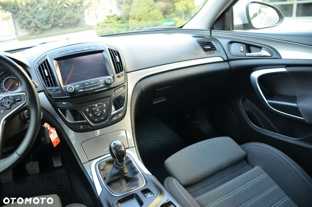 Opel Insignia - 29
