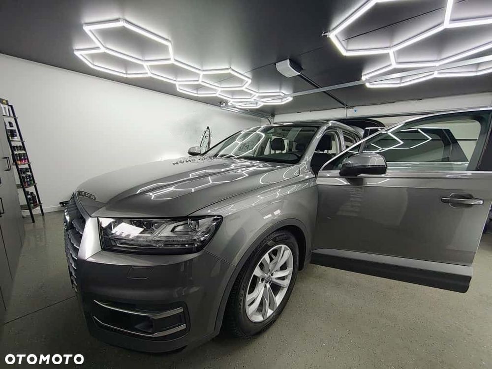 Audi Q7 - 12