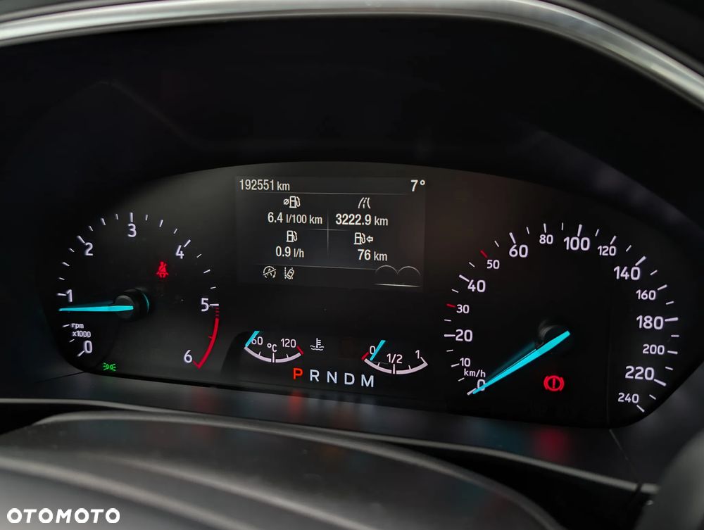 Ford Focus 1.5 EcoBlue Start-Stopp-System TITANIUM - 19