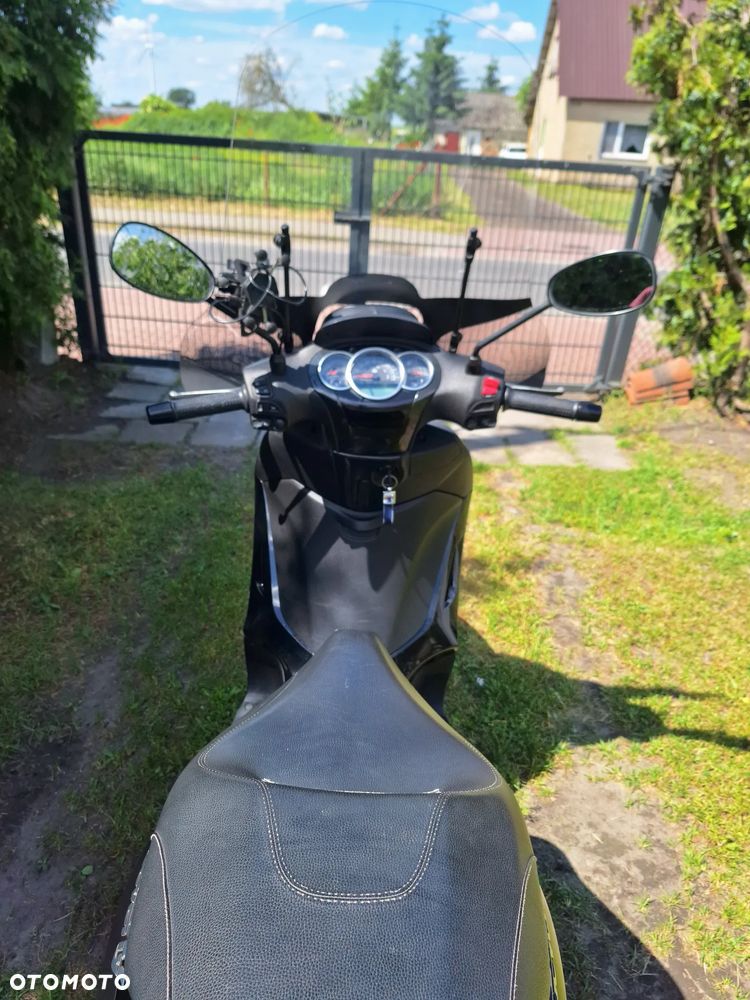 Piaggio Beverly - 5