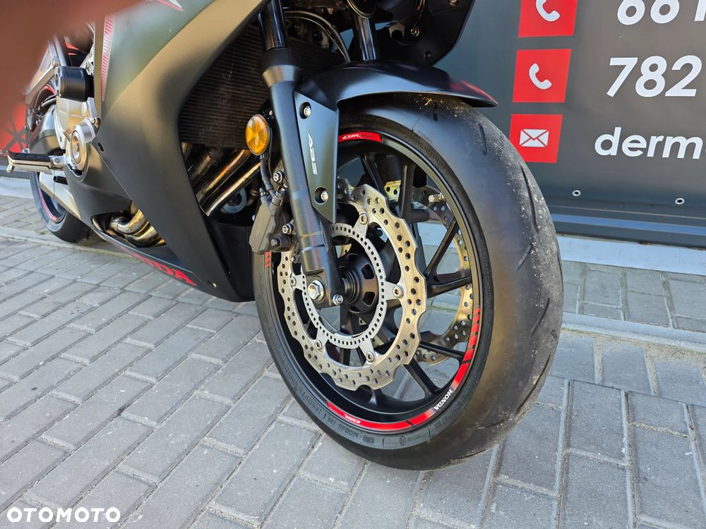 Honda CBR - 29
