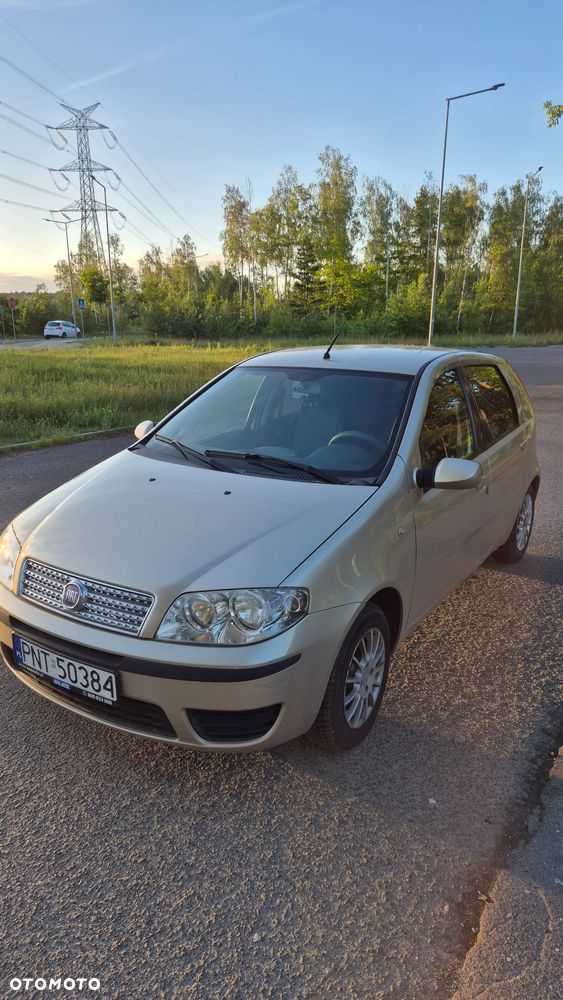 Fiat Punto 1.2 8V - 4