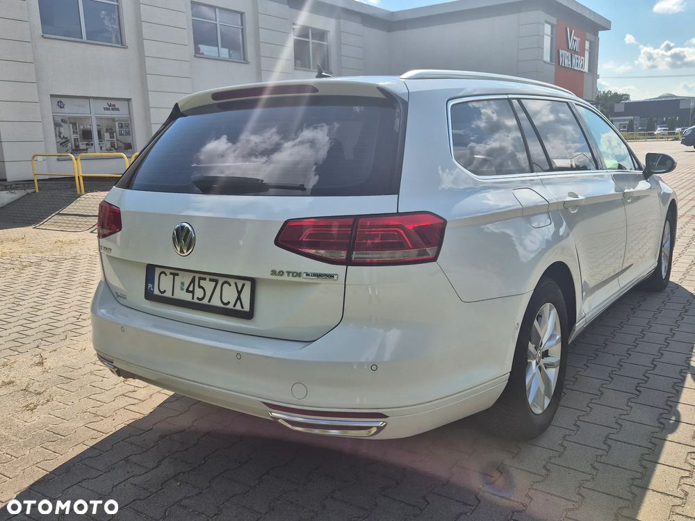 Volkswagen Passat - 5
