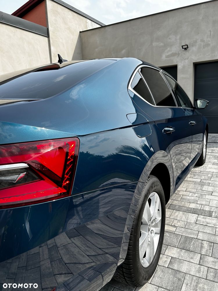 Skoda Superb 2.0 TDI Ambition DSG7 - 10
