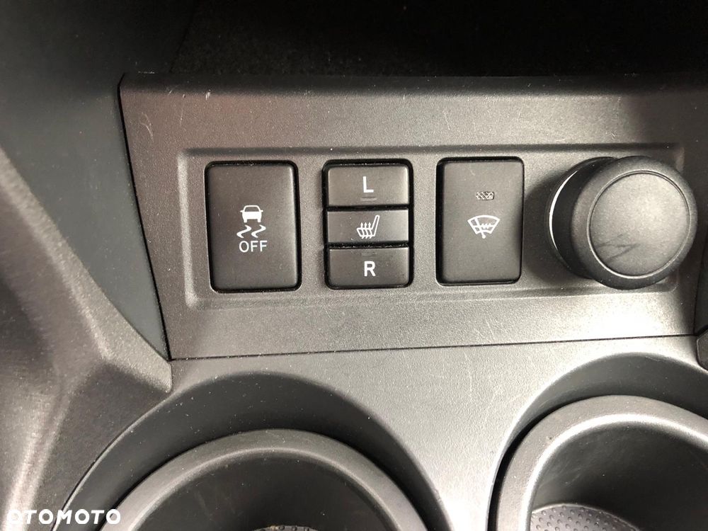 Toyota RAV4 2.2 D-CAT 2010 - 12