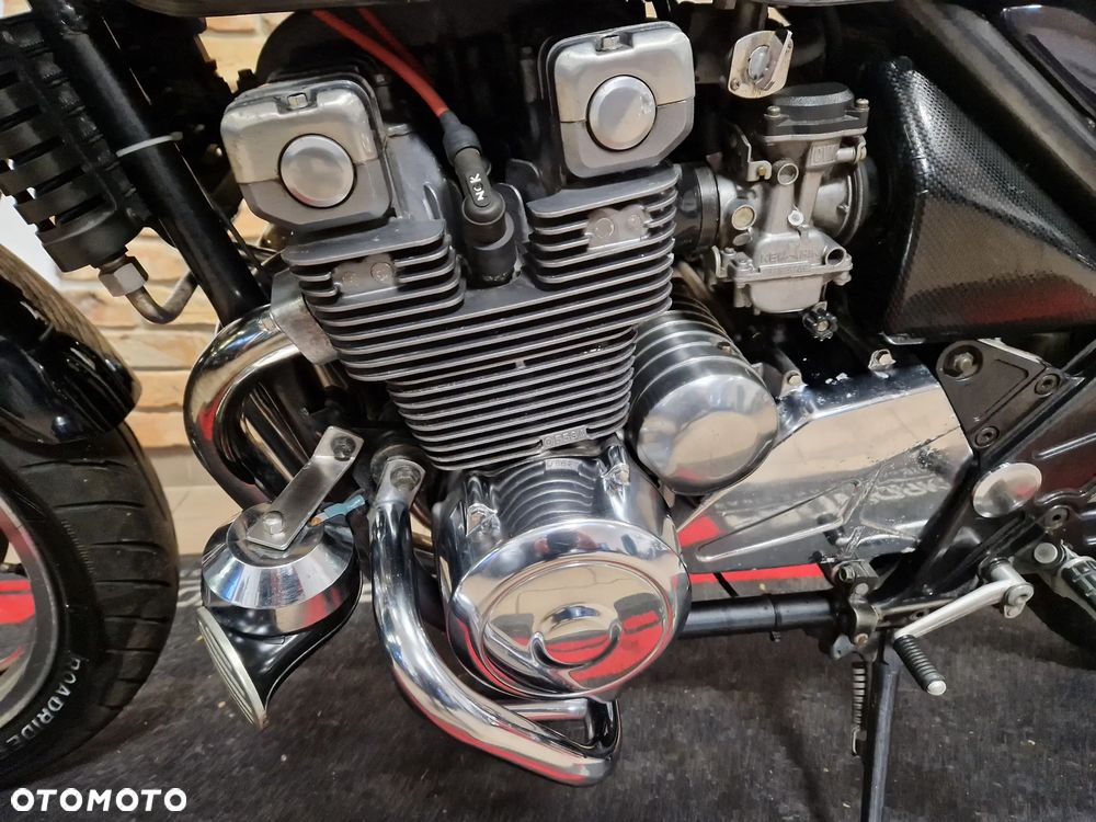 Kawasaki Zephyr - 28