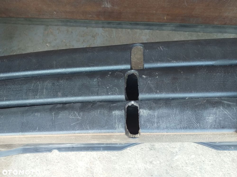 TOYOTA CELICA VI osłona pasa tylnego bagażnika tył - 3