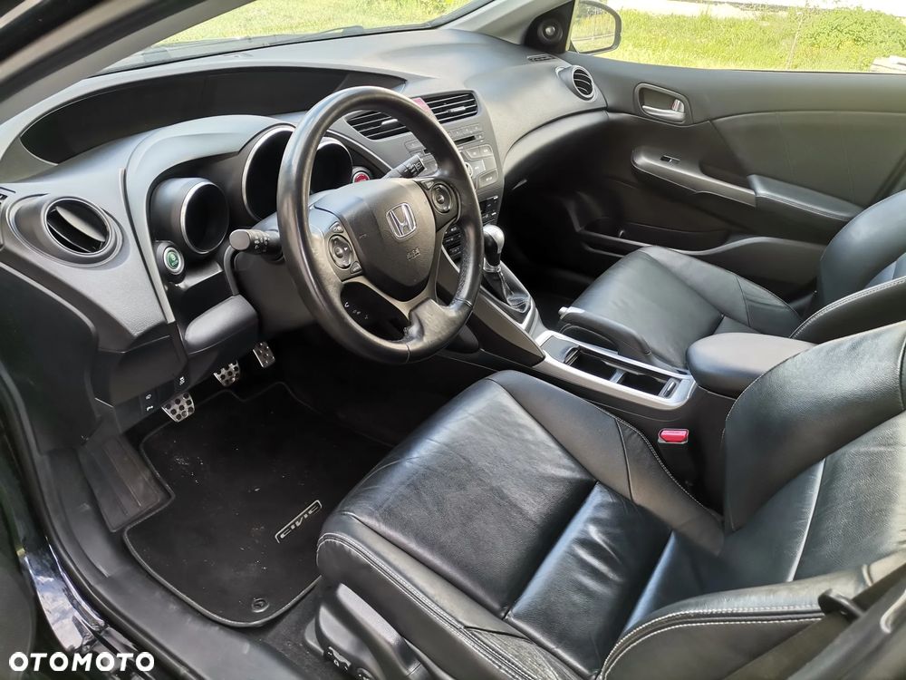 Honda Civic 1.8 Executive - 10