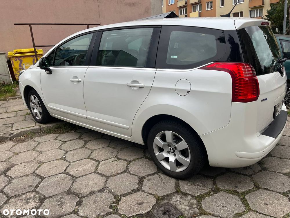 Peugeot 5008 HDI 150 Active - 2