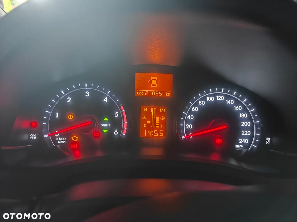 Toyota Avensis 2.0 D-4D Active - 14