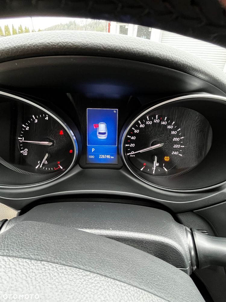 Toyota Avensis 2.0 Prestige MS - 12