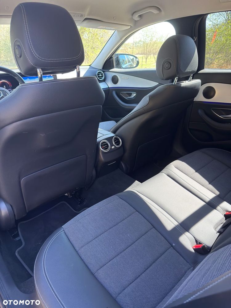 Mercedes-Benz Klasa E 300 de 9G-TRONIC AMG Line - 28