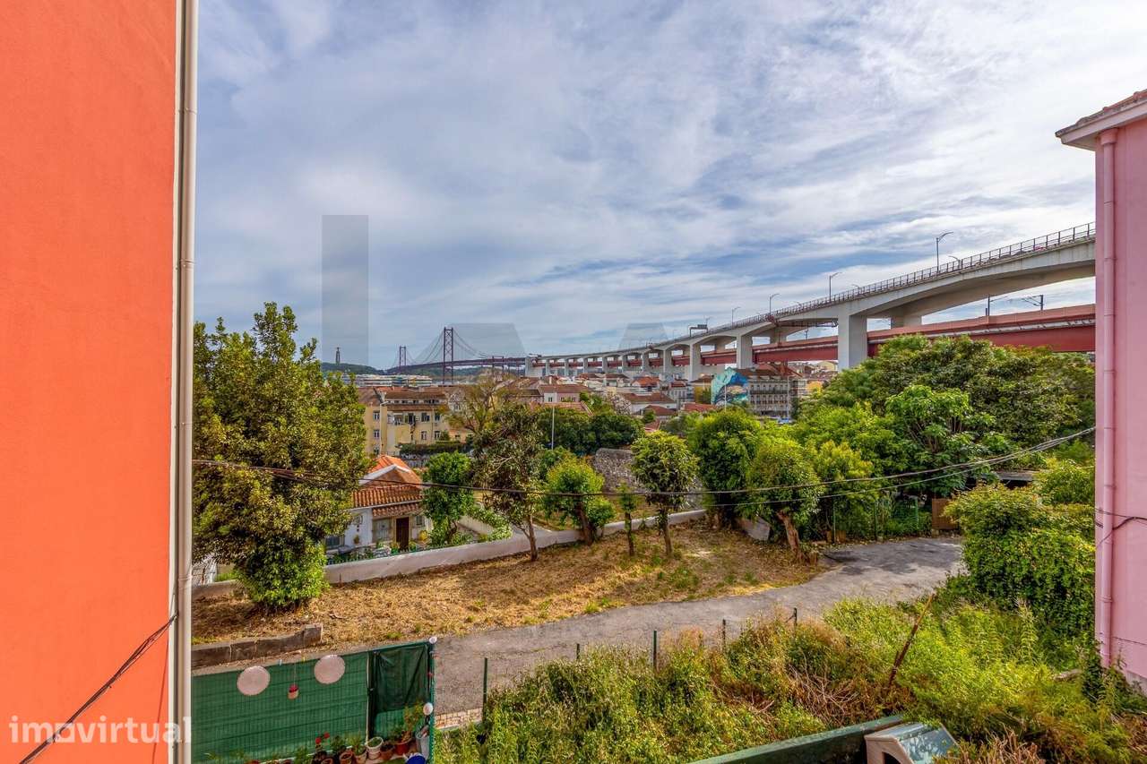 Apartamento T2 na Quinta do Jacinto – Alcântara - Grande imagem: 2/18