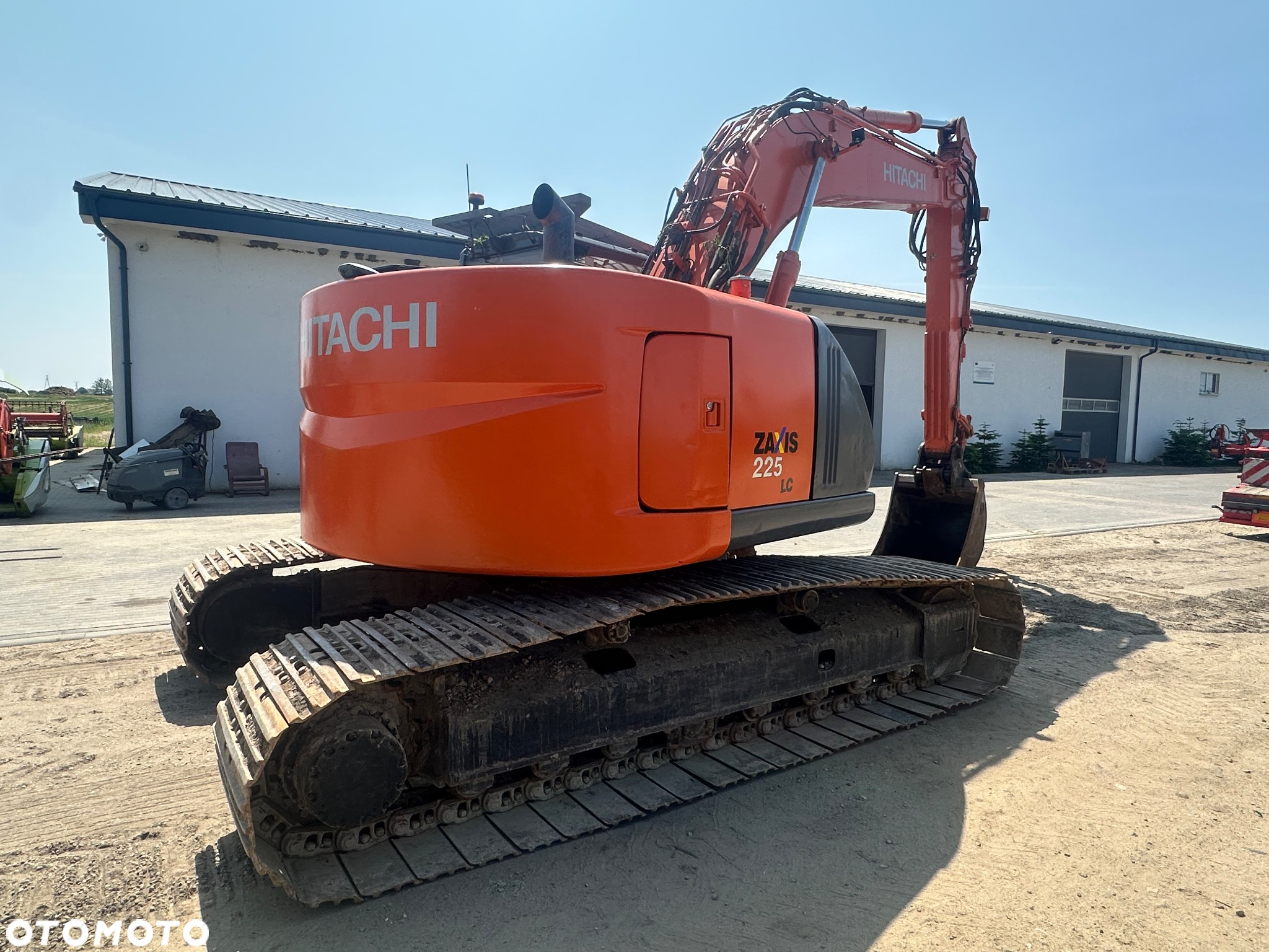 Hitachi ZAXIS ZX 225 USLC - 3 - 9