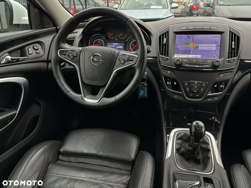 Opel Insignia CT 2.0 CDTI 4x4 S&S - 26