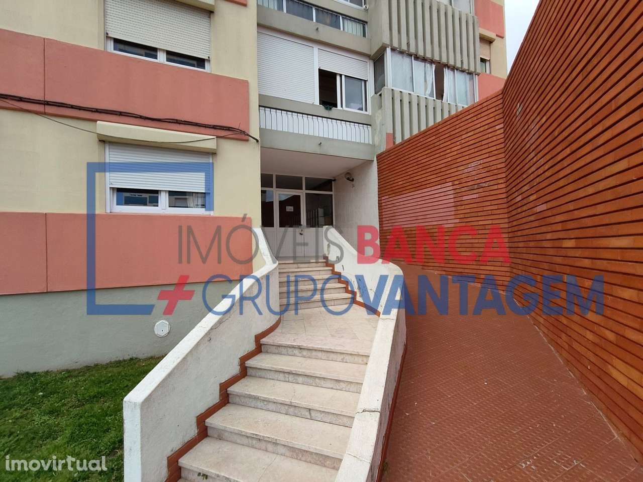 T3, Santo António da Charneca, Barreiro - Grande imagem: 4/26