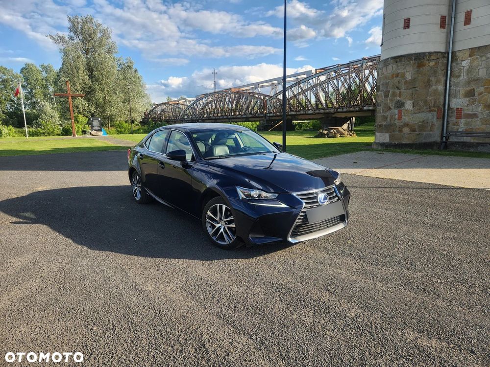 Lexus IS 300h Elegance - 1