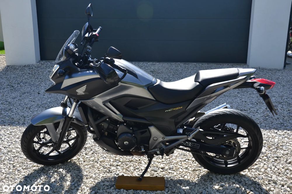 Honda NC - 20