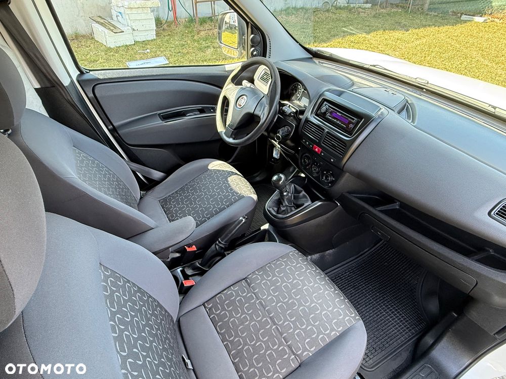 Fiat DOBLO - 10
