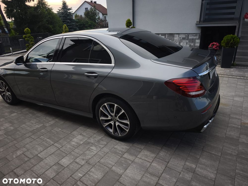 Mercedes-Benz Klasa E 220 d 9G-TRONIC AMG Line - 15