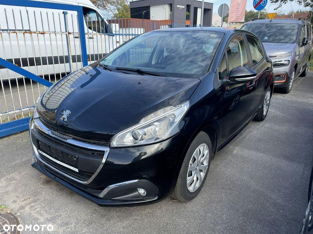 Peugeot 208 - 6