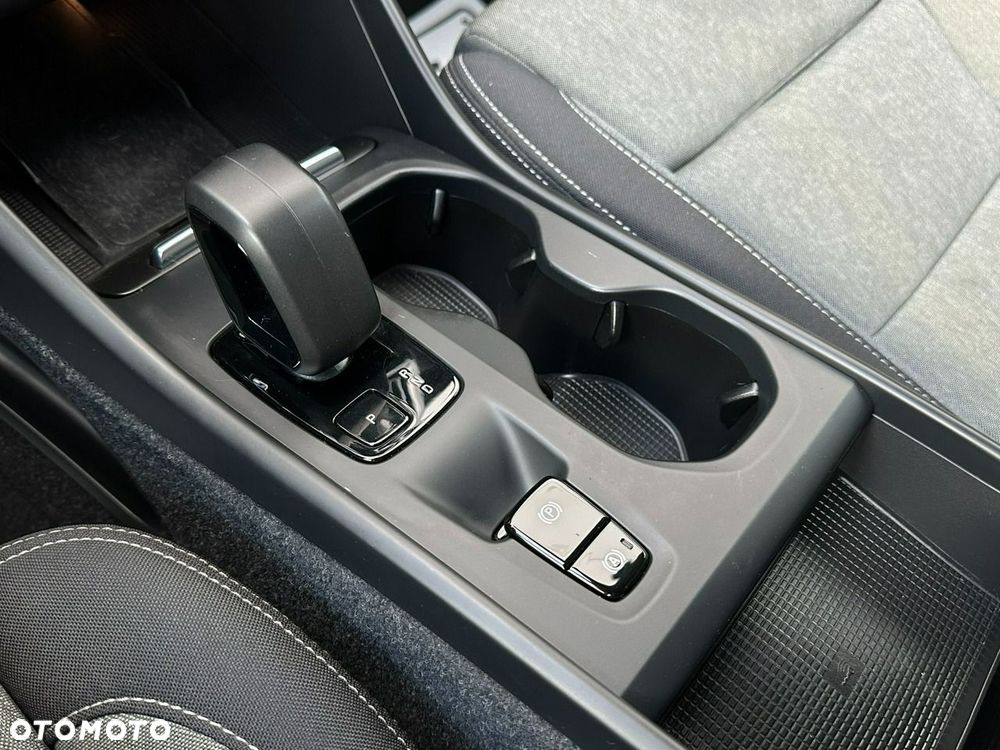 Volvo XC 40 T4 Plug-In Hybrid Core - 25
