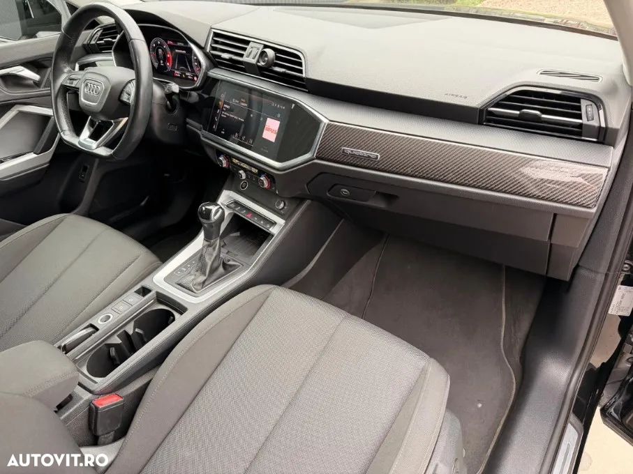 Audi Q3 2.0 40 TDI quattro S tronic S Line - 8